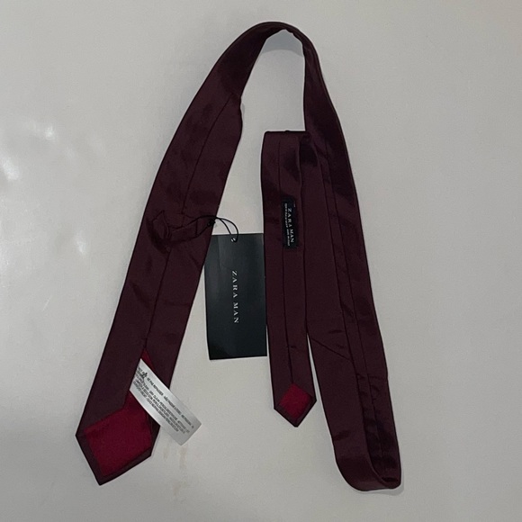 Zara Man Burgundy Tie - Picture 5 of 7